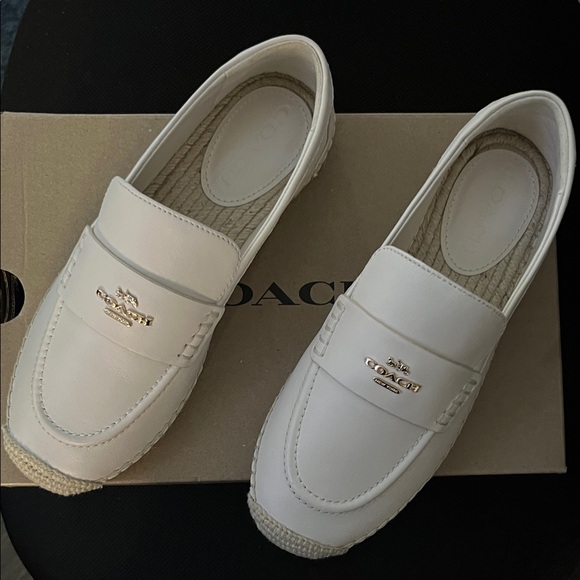 Coach Cream Leather Loafers - Picture 1 of 6